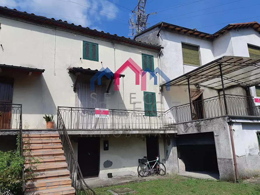 Immagine 6 di Casa semindipendente in vendita  a Borgo A Mozzano