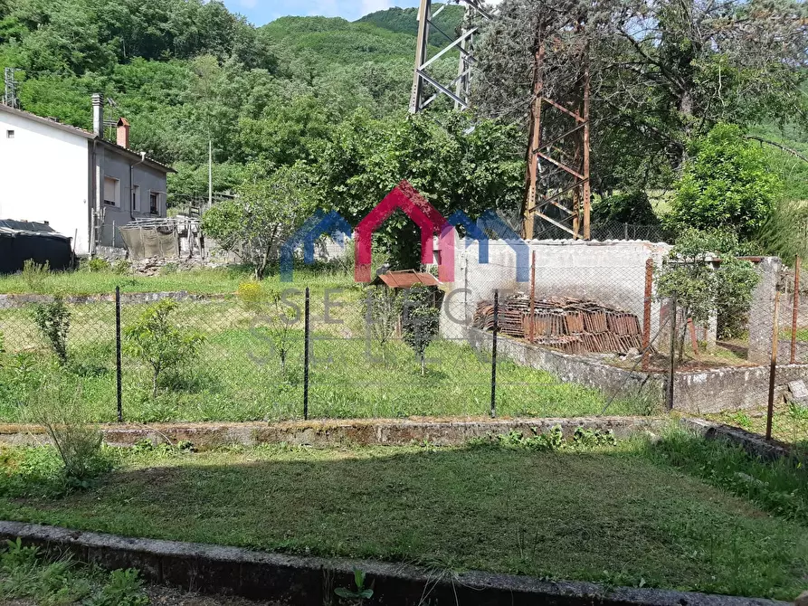 Immagine 50 di Casa semindipendente in vendita  a Borgo A Mozzano