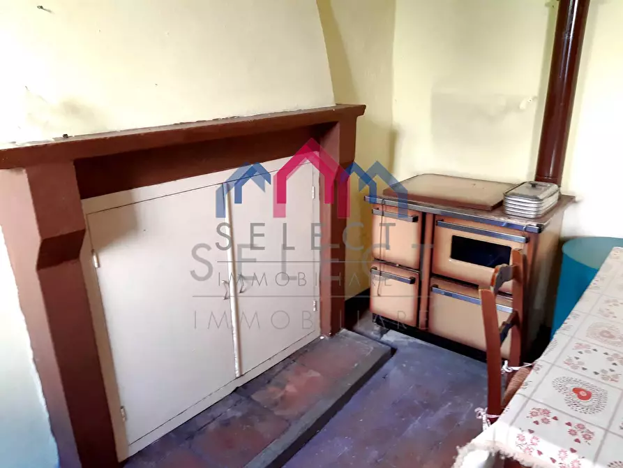 Immagine 10 di Casa semindipendente in vendita  a Borgo A Mozzano