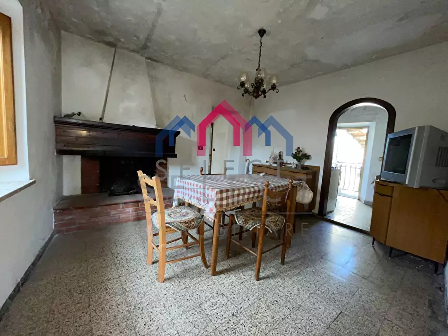 Immagine 15 di Appartamento in vendita  a Minucciano