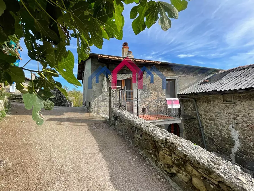 Immagine 4 di Appartamento in vendita  a Minucciano