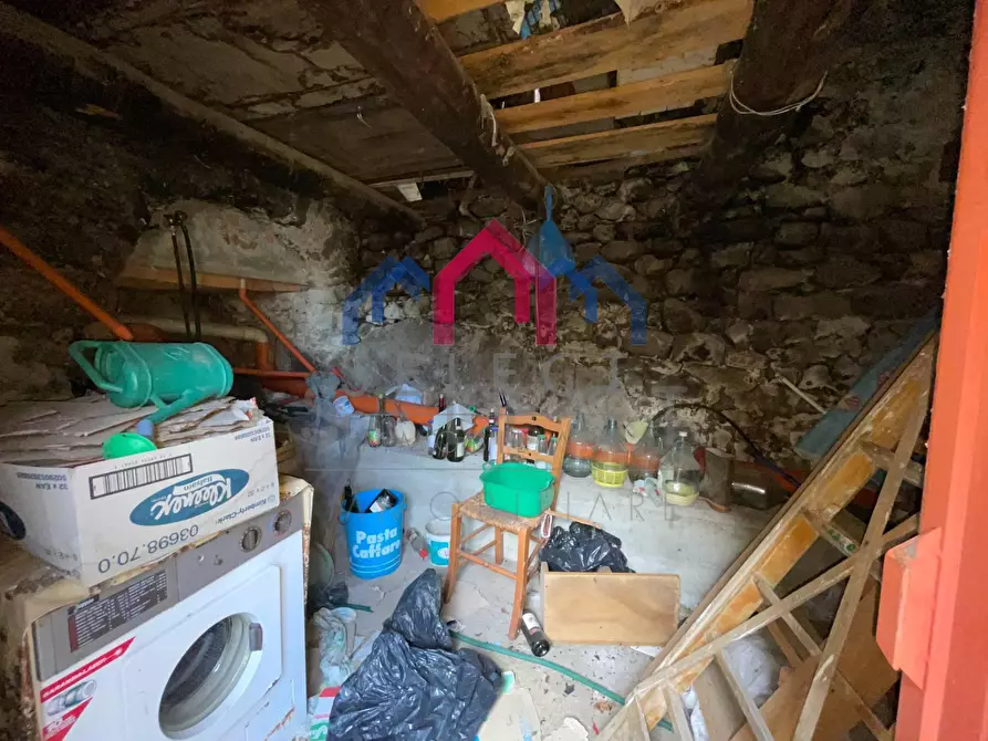 Immagine 29 di Appartamento in vendita  a Minucciano