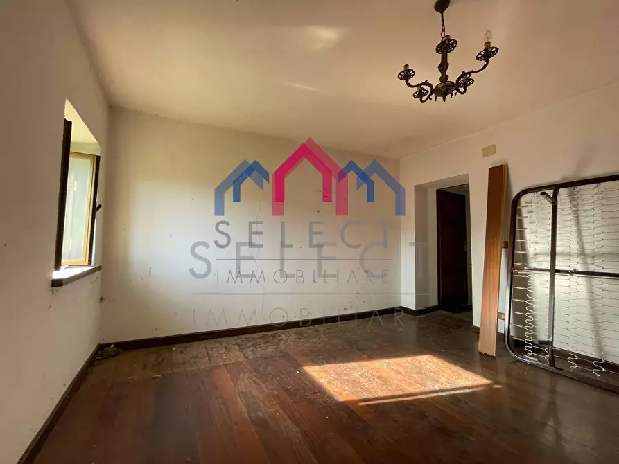 Immagine 22 di Appartamento in vendita  a Minucciano