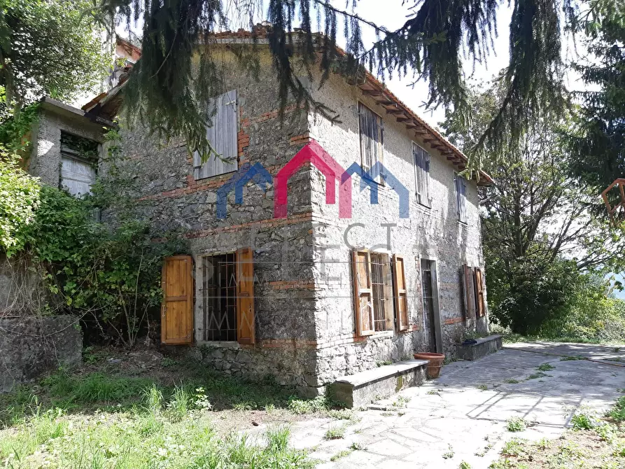 Immagine 1 di Rustico / casale in vendita  a Fabbriche Di Vergemoli