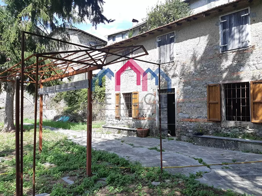 Immagine 64 di Rustico / casale in vendita  a Fabbriche Di Vergemoli