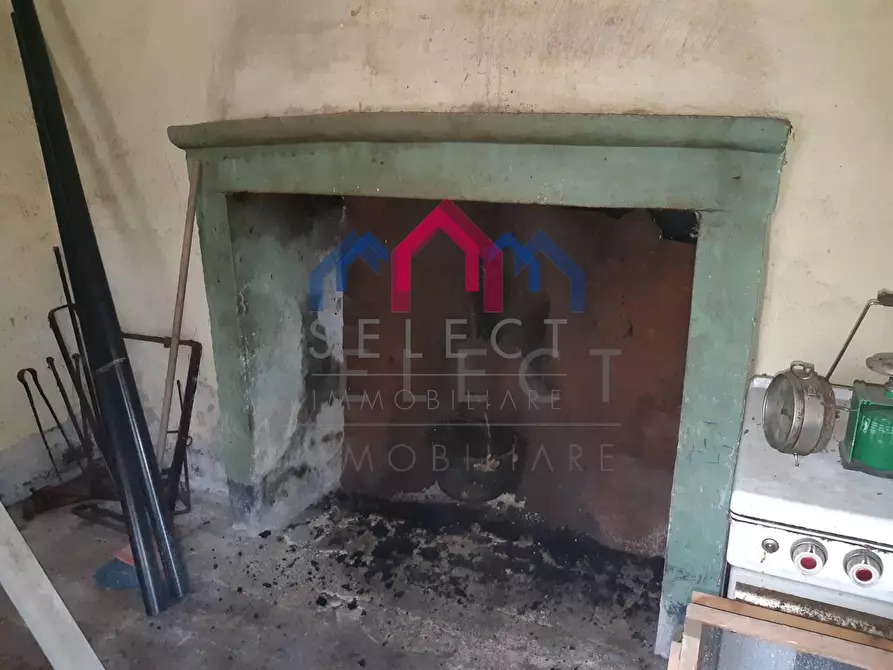 Immagine 40 di Rustico / casale in vendita  a Fabbriche Di Vergemoli