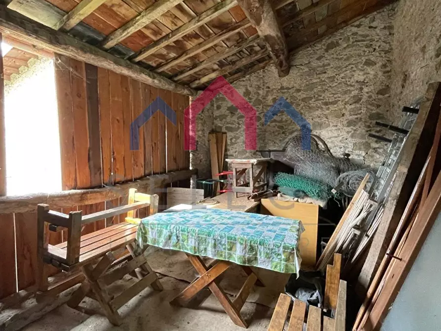 Immagine 84 di Rustico / casale in vendita  a Fabbriche Di Vergemoli