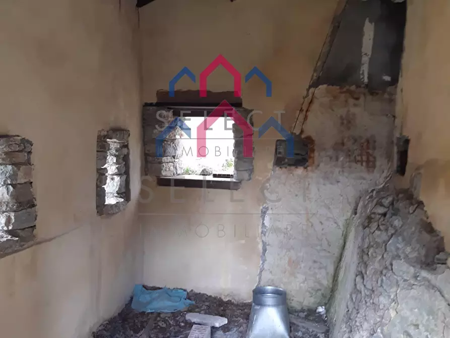 Immagine 22 di Rustico / casale in vendita  a Fabbriche Di Vergemoli