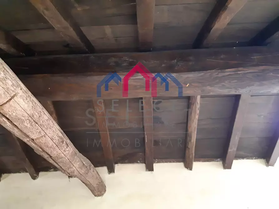 Immagine 44 di Rustico / casale in vendita  a Fabbriche Di Vergemoli