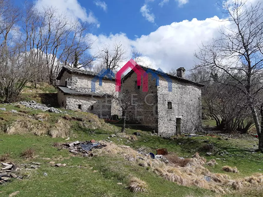 Immagine 9 di Rustico / casale in vendita  a Fabbriche Di Vergemoli
