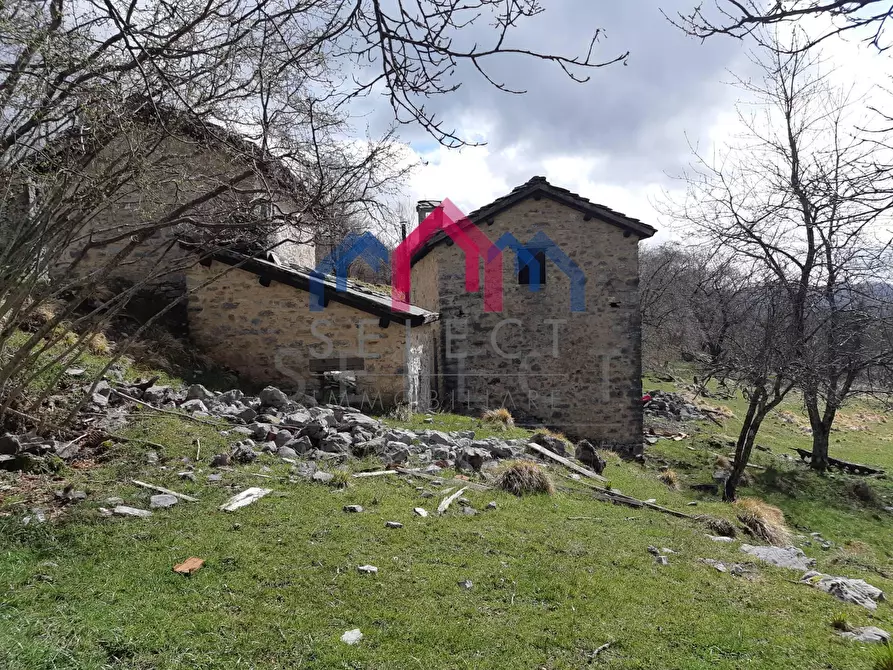 Immagine 5 di Rustico / casale in vendita  a Fabbriche Di Vergemoli