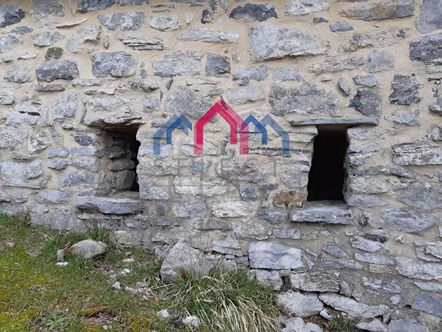 Immagine 40 di Rustico / casale in vendita  a Fabbriche Di Vergemoli