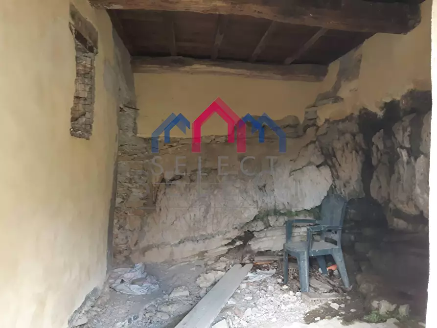 Immagine 21 di Rustico / casale in vendita  a Fabbriche Di Vergemoli