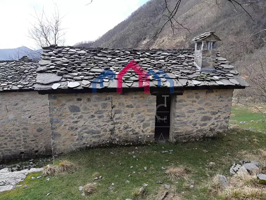 Immagine 3 di Rustico / casale in vendita  a Fabbriche Di Vergemoli