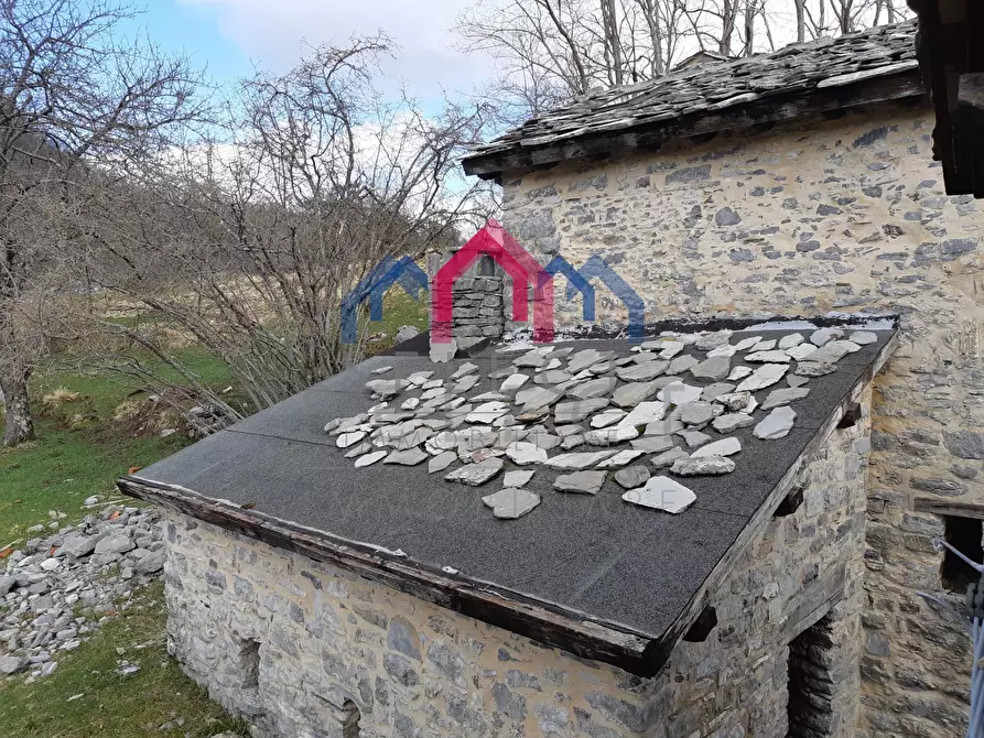 Immagine 38 di Rustico / casale in vendita  a Fabbriche Di Vergemoli