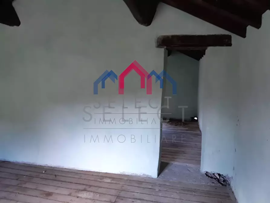 Immagine 31 di Rustico / casale in vendita  a Fabbriche Di Vergemoli