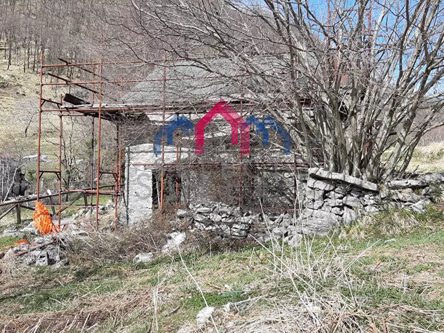 Immagine 52 di Rustico / casale in vendita  a Fabbriche Di Vergemoli