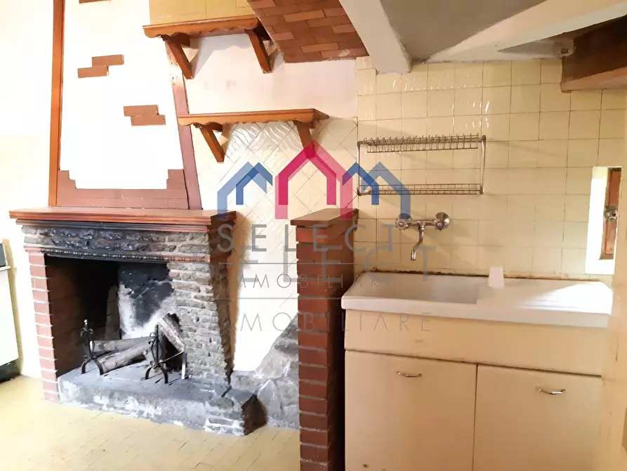 Immagine 11 di Casa semindipendente in vendita  a Fabbriche Di Vergemoli