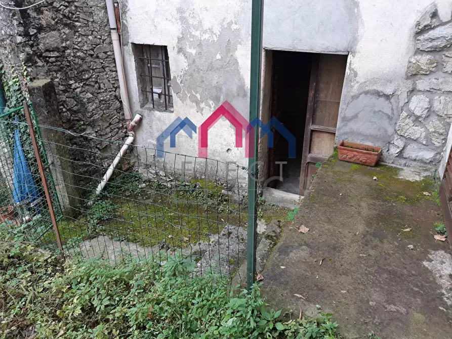 Immagine 47 di Casa semindipendente in vendita  a Fabbriche Di Vergemoli