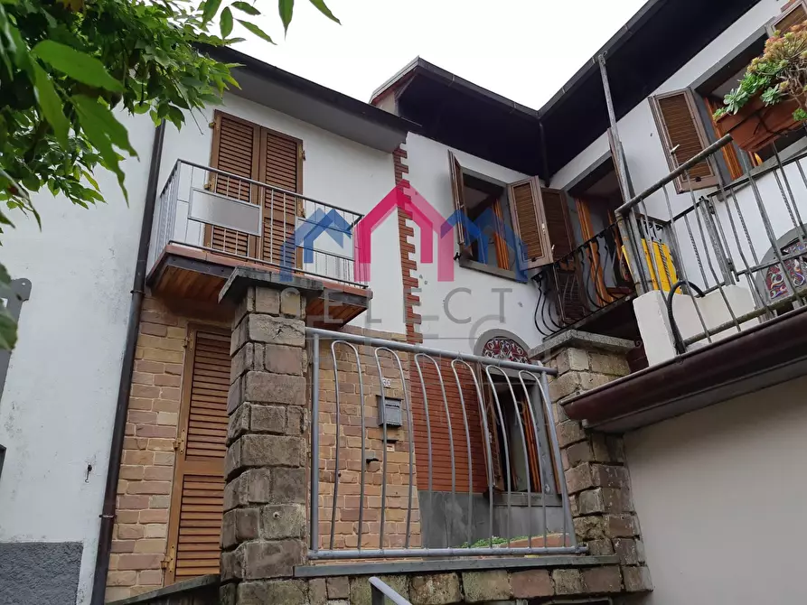 Immagine 52 di Casa semindipendente in vendita  a Fabbriche Di Vergemoli