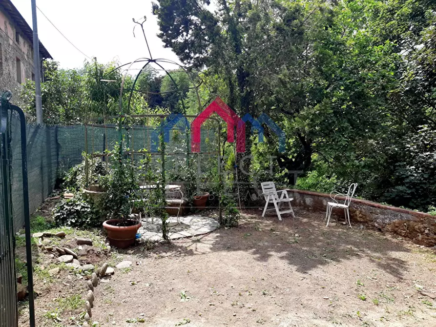 Immagine 34 di Casa semindipendente in vendita  a Borgo A Mozzano