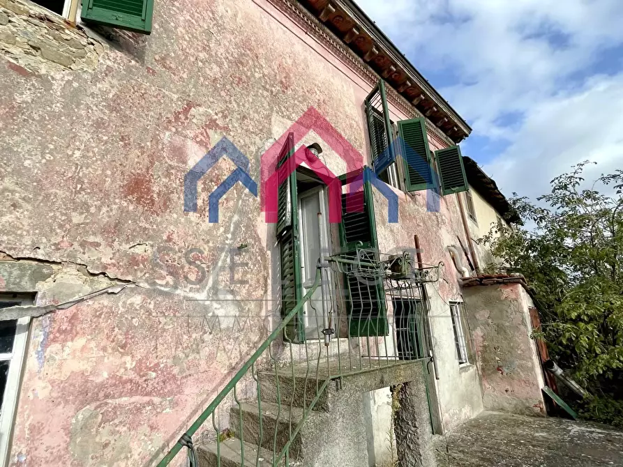 Immagine 13 di Casa semindipendente in vendita  a Bagni Di Lucca