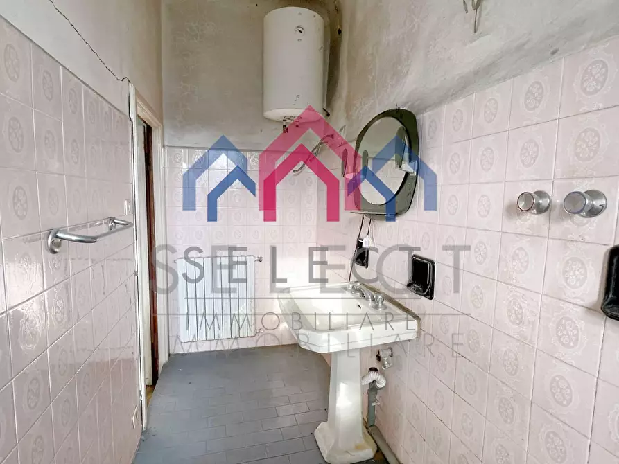 Immagine 50 di Casa semindipendente in vendita  a Bagni Di Lucca