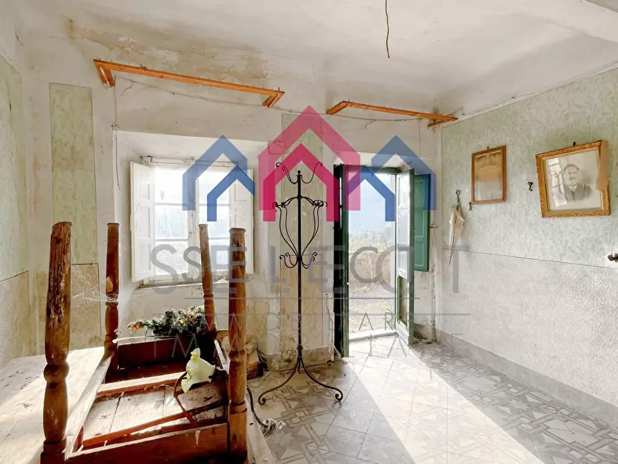 Immagine 6 di Casa semindipendente in vendita  a Bagni Di Lucca