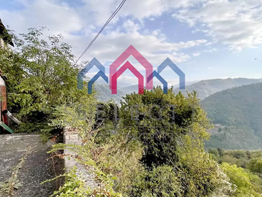 Immagine 14 di Casa semindipendente in vendita  a Bagni Di Lucca