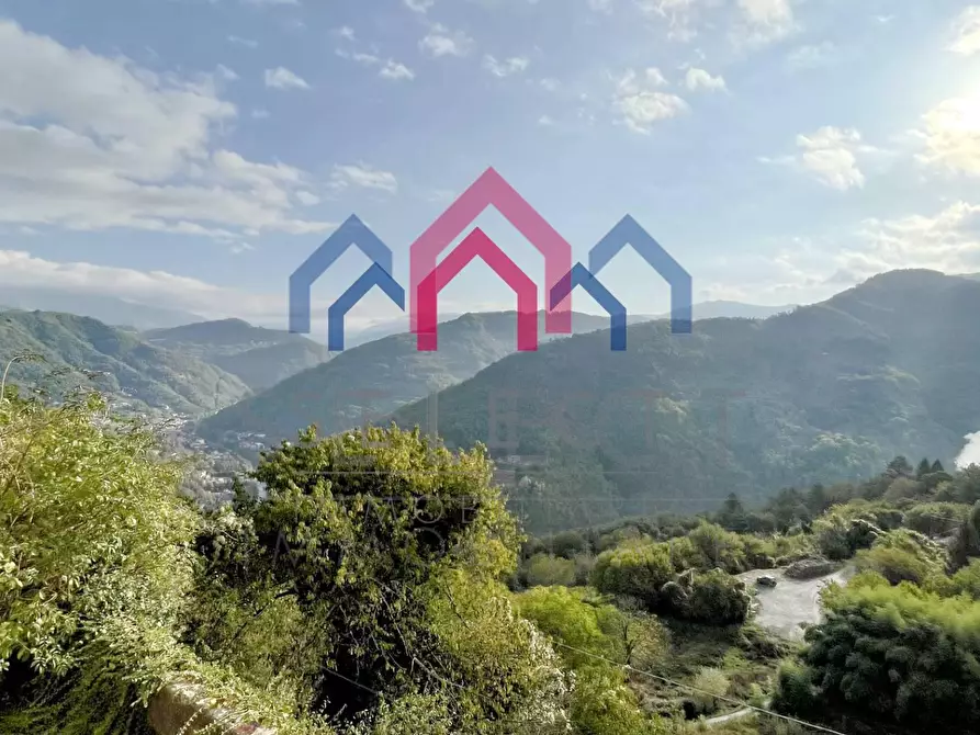 Immagine 39 di Casa semindipendente in vendita  a Bagni Di Lucca