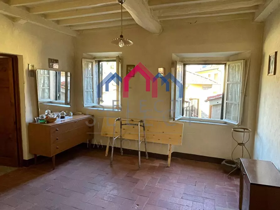 Immagine 11 di Casa semindipendente in vendita  a Borgo A Mozzano