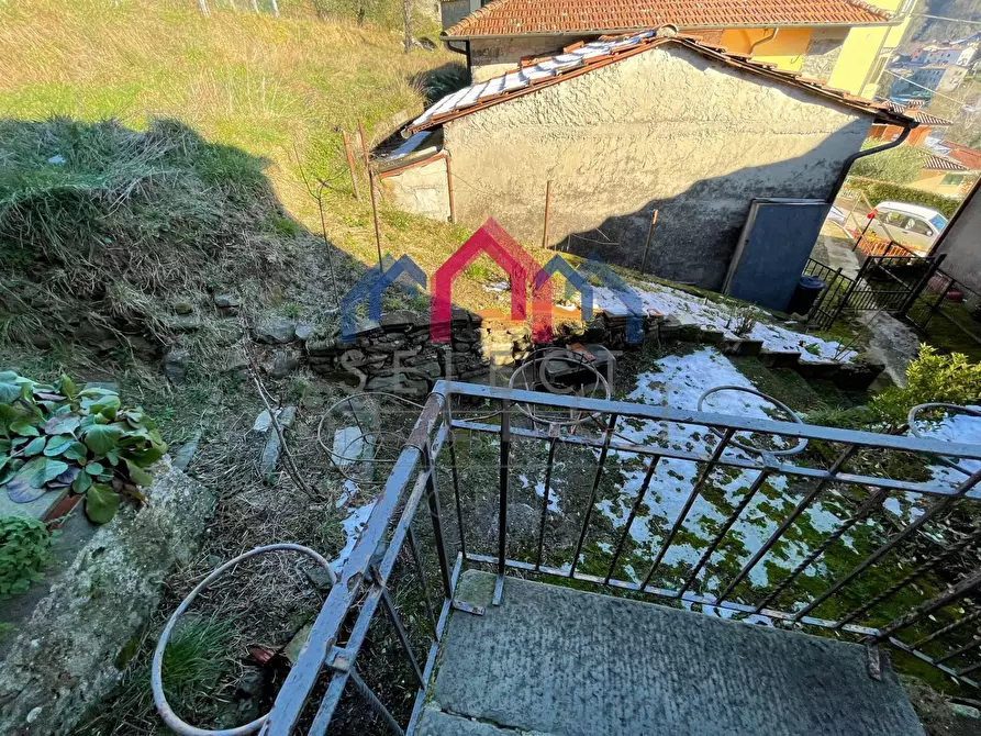 Immagine 52 di Casa semindipendente in vendita  a Borgo A Mozzano