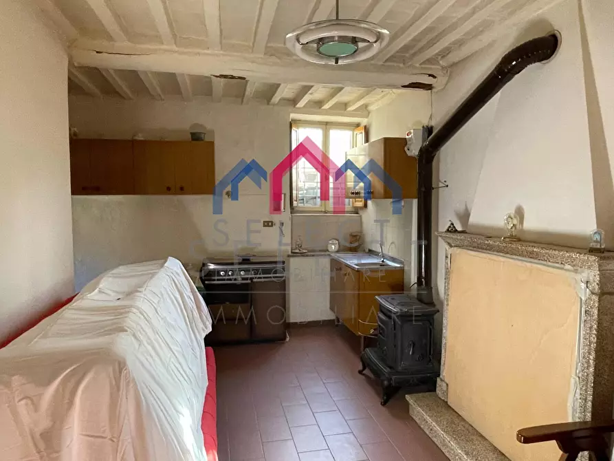 Immagine 19 di Casa semindipendente in vendita  a Borgo A Mozzano