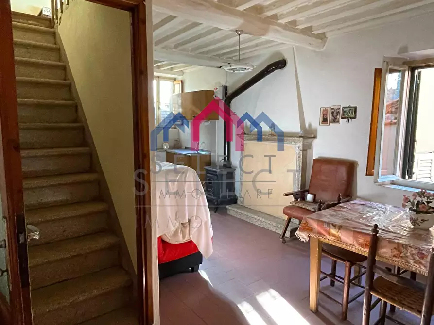 Immagine 18 di Casa semindipendente in vendita  a Borgo A Mozzano