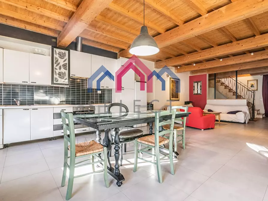 Immagine 35 di Palazzo in vendita  a Borgo A Mozzano