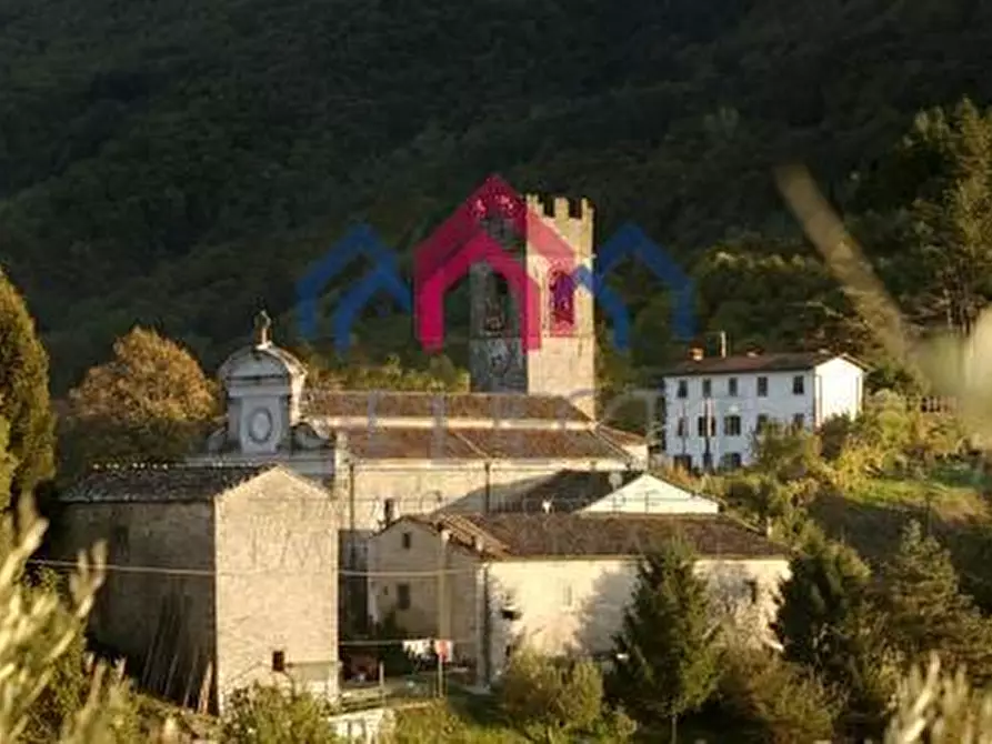 Immagine 63 di Appartamento in vendita  a Bagni Di Lucca