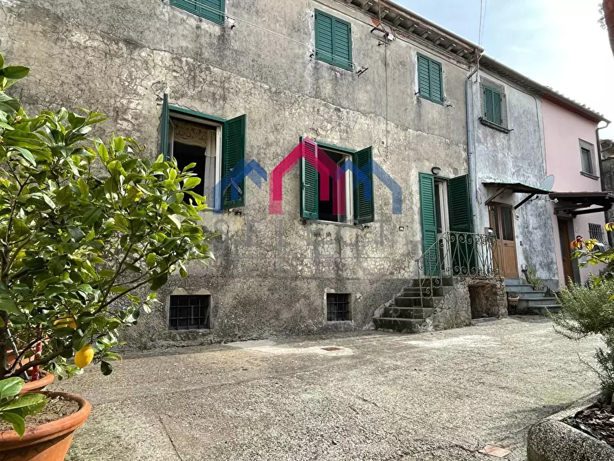Immagine 1 di Appartamento in vendita  a Bagni Di Lucca