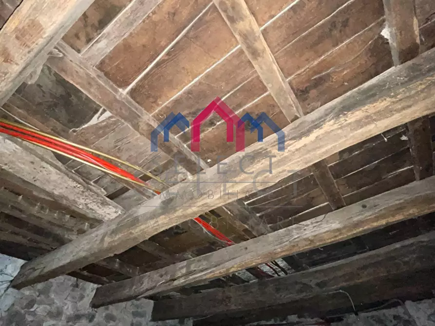 Immagine 52 di Appartamento in vendita  a Bagni Di Lucca