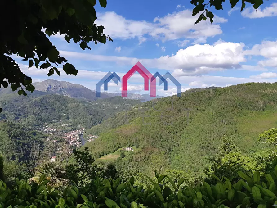 Immagine 66 di Appartamento in vendita  a Bagni Di Lucca