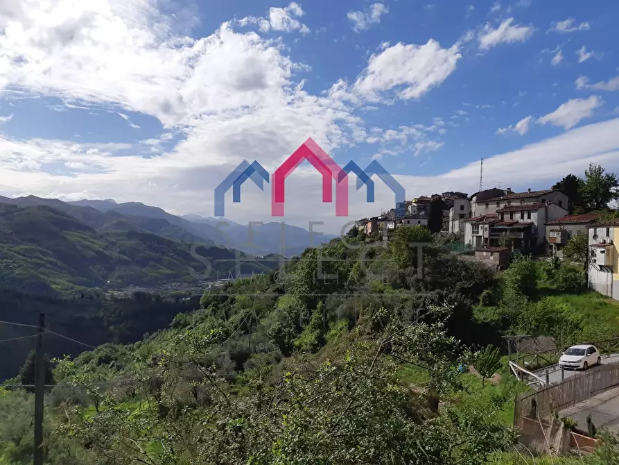 Immagine 65 di Appartamento in vendita  a Bagni Di Lucca