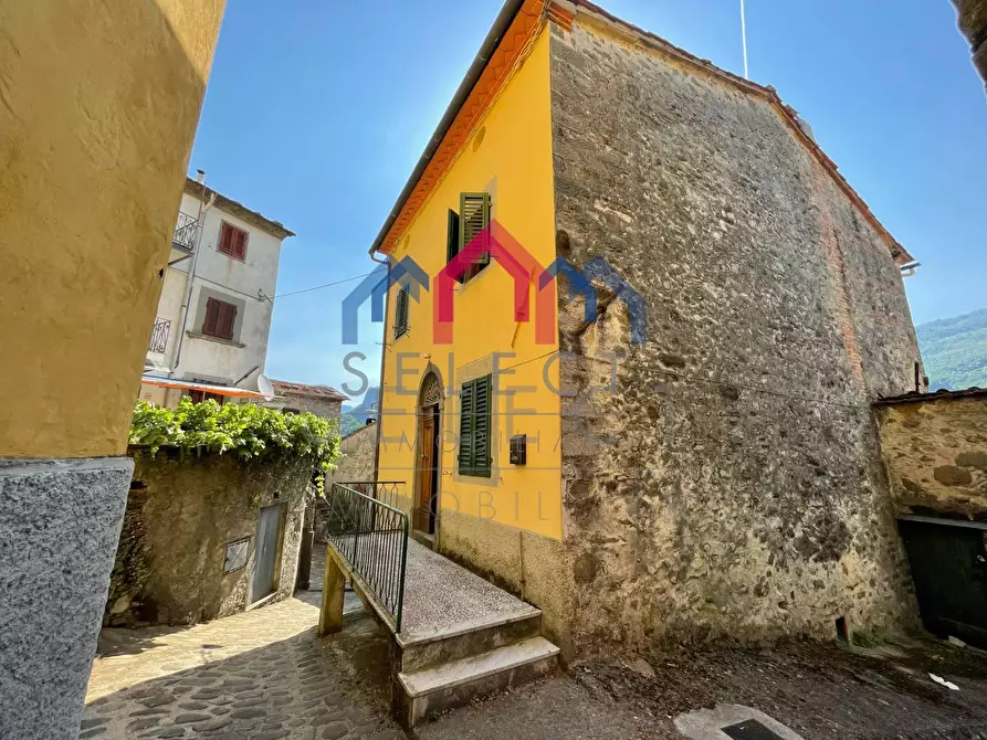 Immagine 4 di Terratetto in vendita  a Bagni Di Lucca