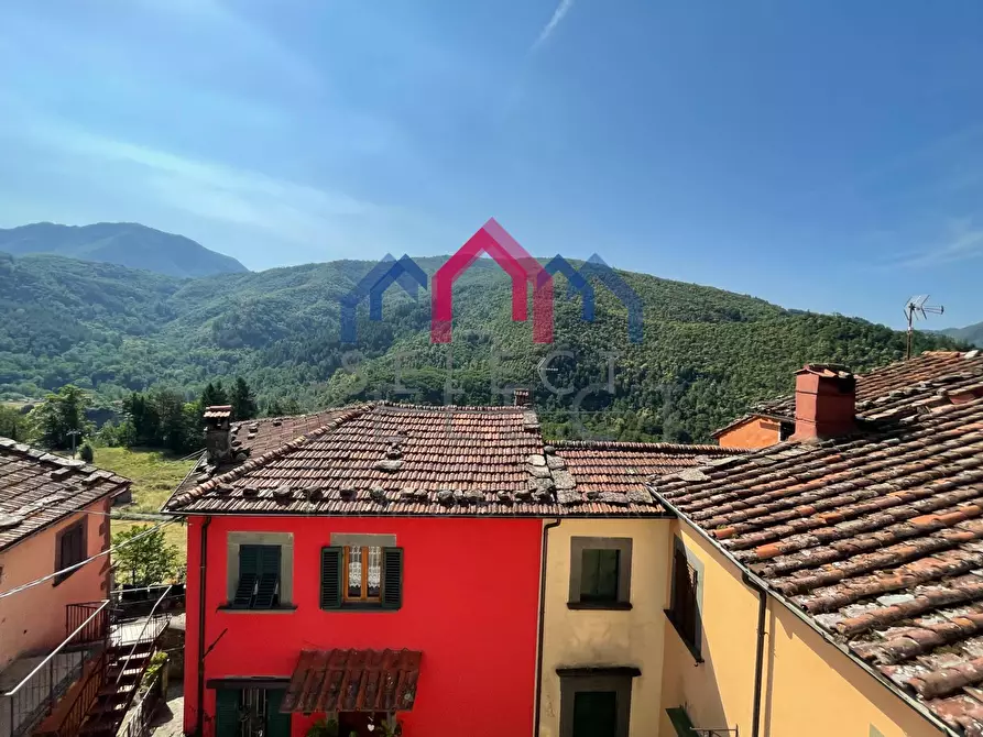 Immagine 59 di Terratetto in vendita  a Bagni Di Lucca