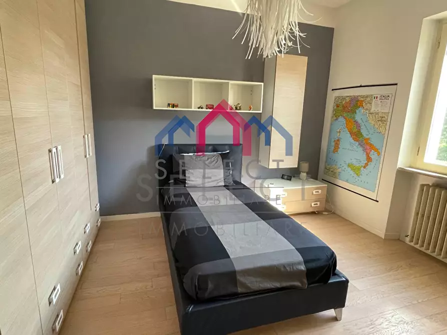 Immagine 21 di Villa in vendita  a Lucca