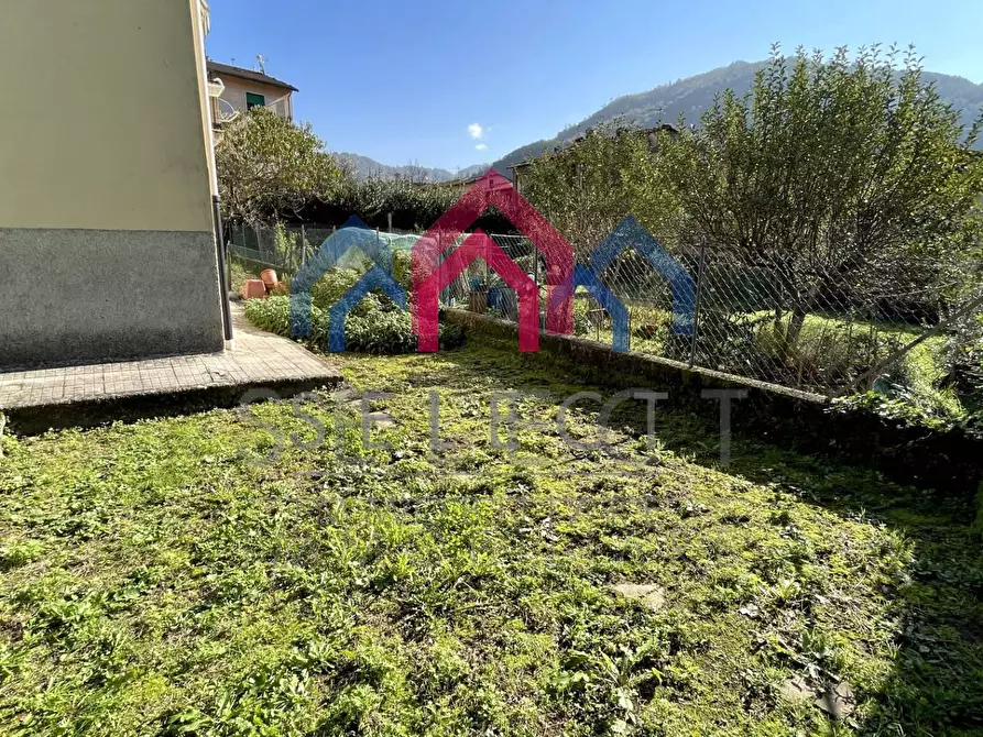 Immagine 54 di Appartamento in vendita  a Bagni Di Lucca