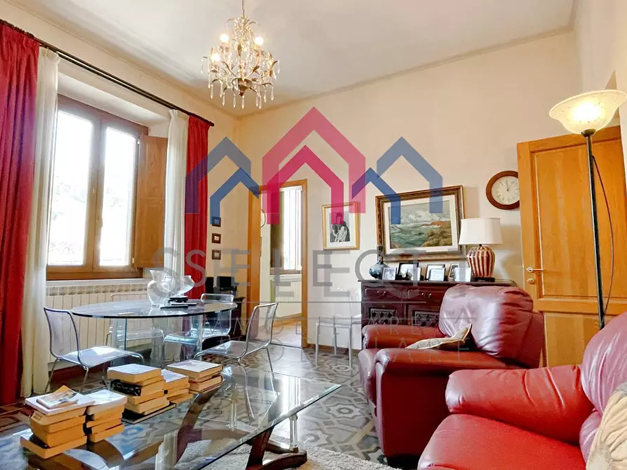 Immagine 10 di Appartamento in vendita  a Borgo A Mozzano