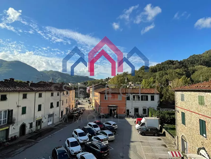 Immagine 48 di Appartamento in vendita  a Borgo A Mozzano