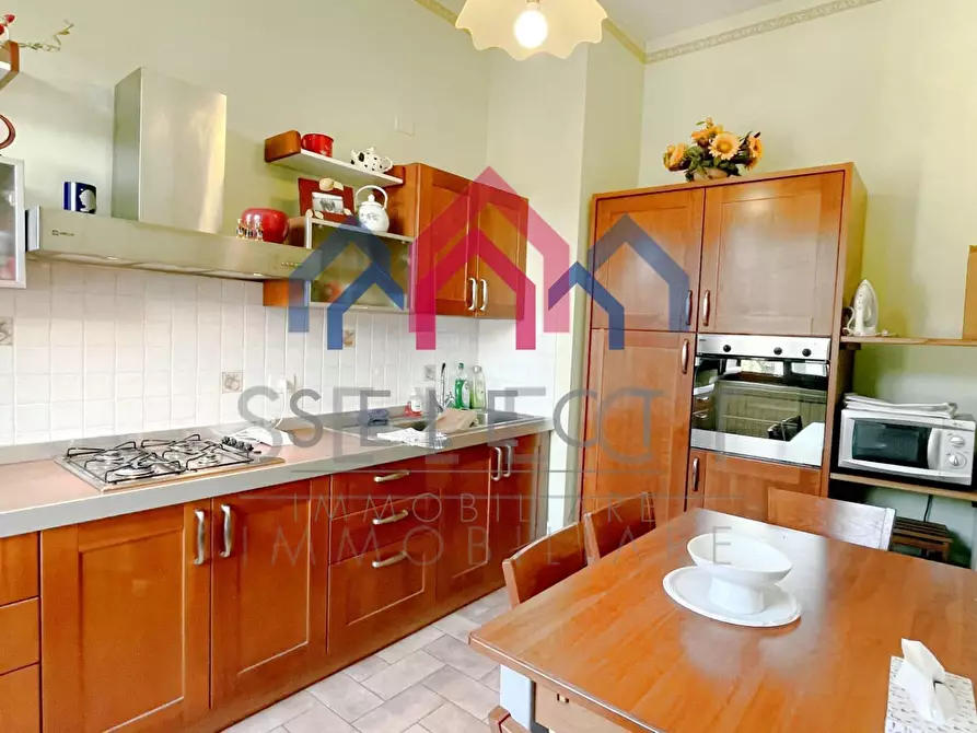 Immagine 12 di Appartamento in vendita  a Borgo A Mozzano