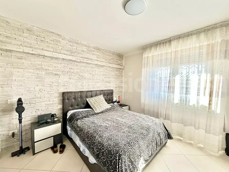 Immagine 8 di Appartamento in vendita  a Cascina