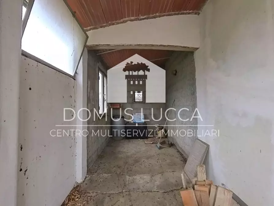Immagine 29 di Terratetto in vendita  a Lucca