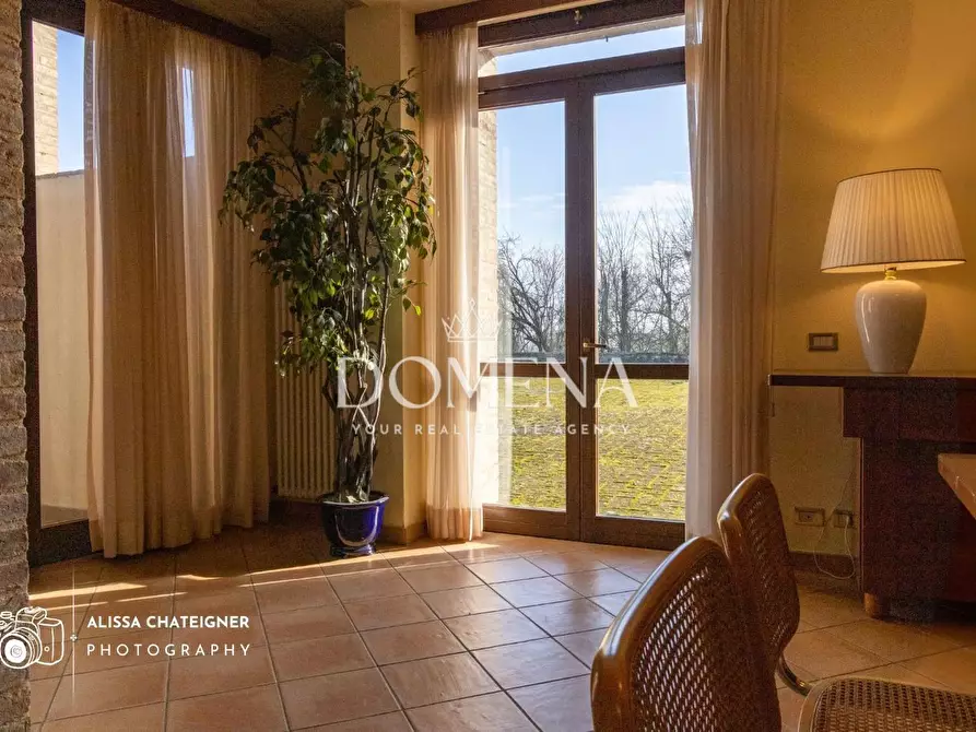 Immagine 4 di Deposito in vendita  a Siena